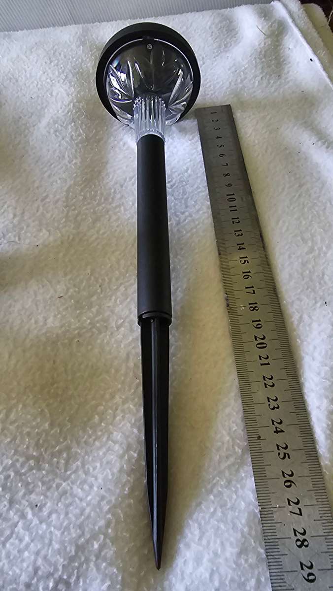 SET OF 6 GARDEN SOLAR LIGHTS