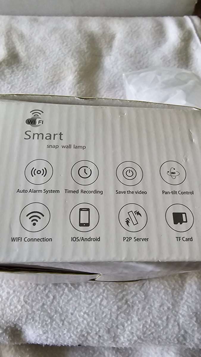 SMART SNAP WALL CAMERA WITH LIGHT