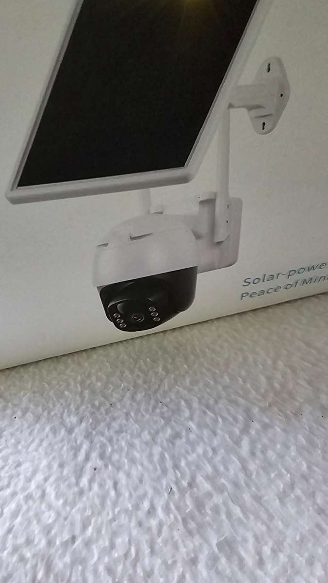 SOLAR ENERGY SECURITY PTZ CAMERA