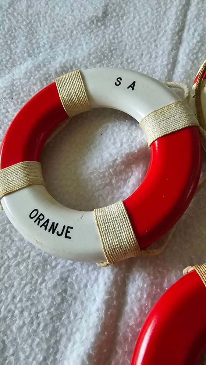 3 PIECE HARBOUR COLLECTABLES