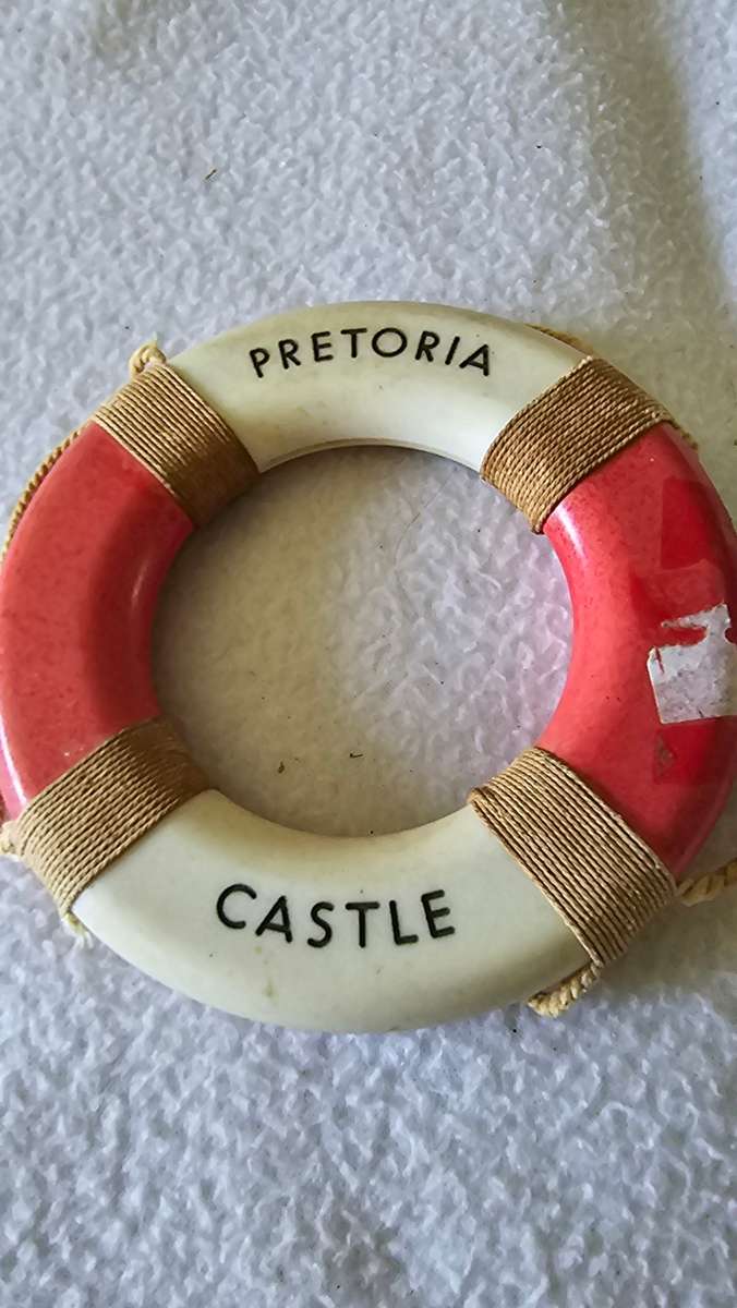 VINTAGE HARBOUR COLLECTABLE