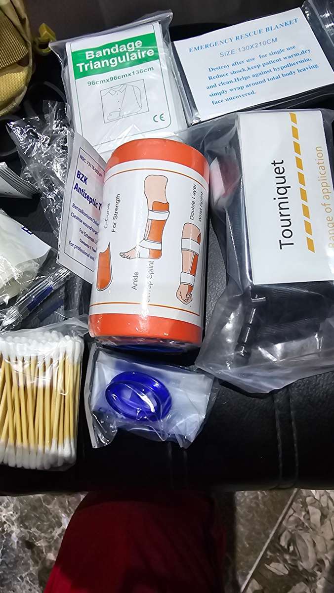 EMERGENCY FIRST AID KIT WITH COMPATIBLE BAG