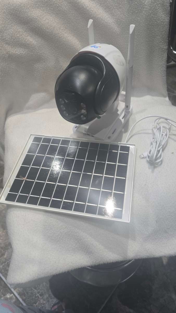 4G SOLAR WIFI PTZ CAMERA
