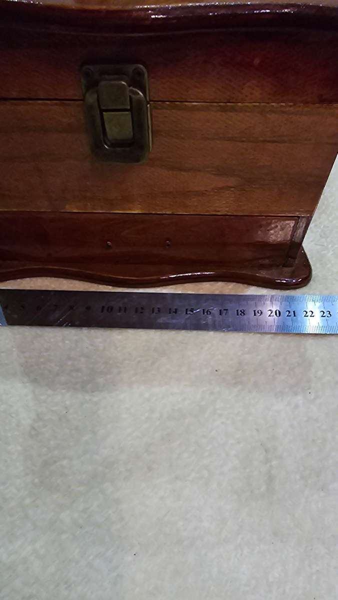 SOLID WOOD VINTAGE IMBUIA JEWELRY BOX WITH DRAWER