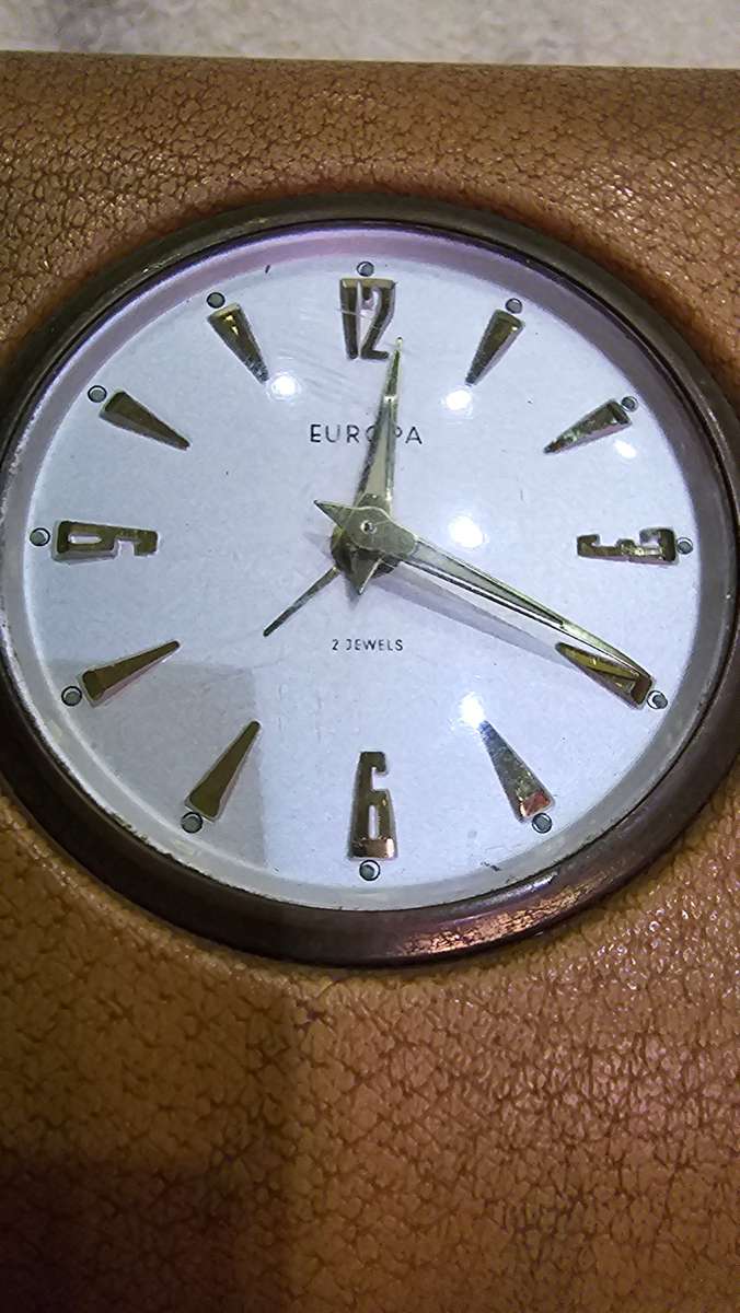 VINTAGE EUROPA 2 JEWELS MECHANICAL CLOCK JEWELRY CASE(WORKS)