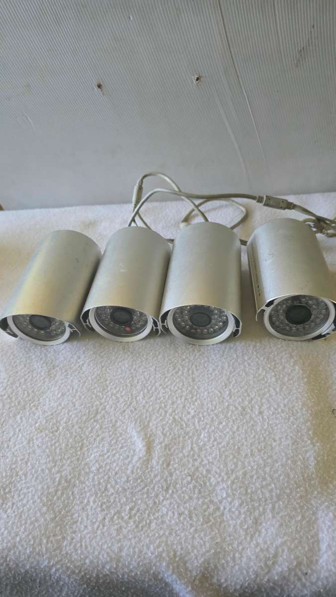 SET OF 4 IR DIGITAL CCD CAMERAS-SEE DESCRIPTION
