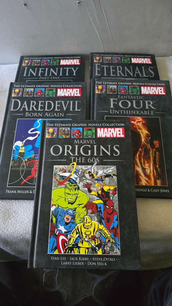 5 X MARVEL SUPERHEROES HARDCOVER COMICS