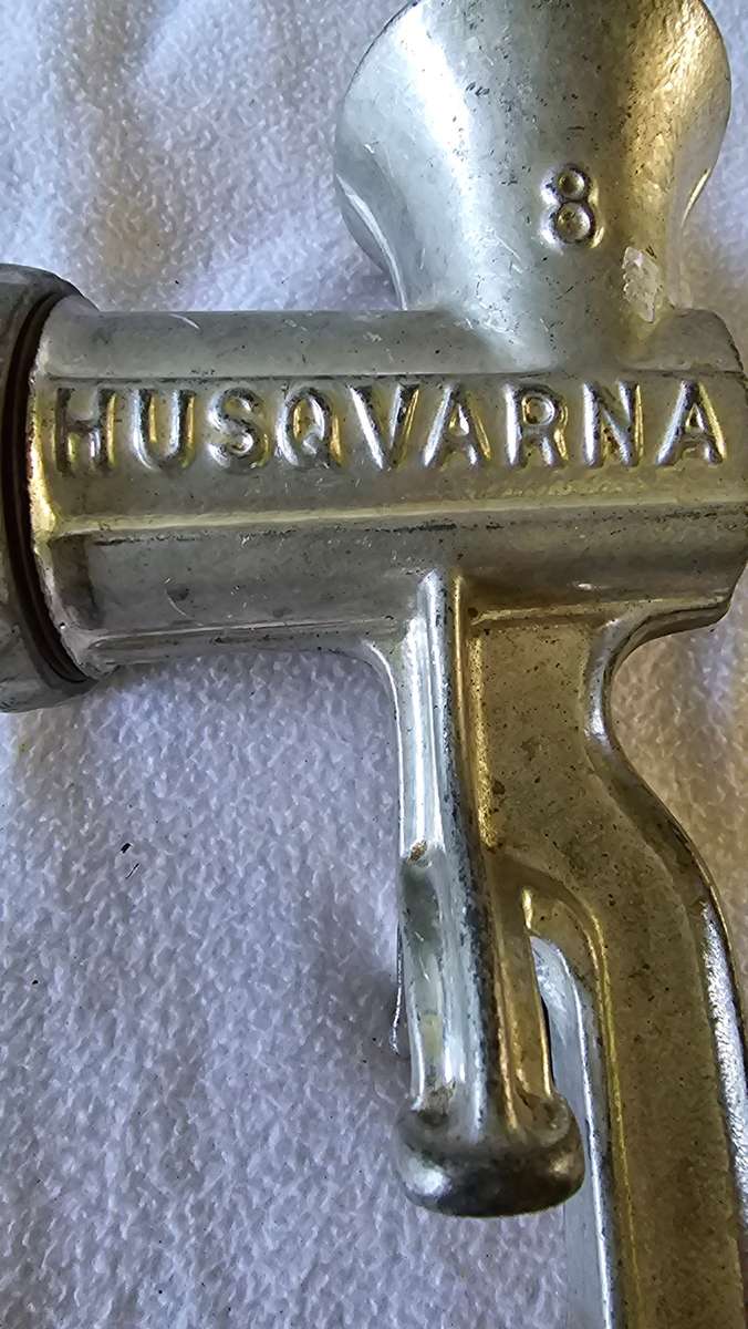 MADE IN SWEDEN MANUAL MEAT GRINDER(HUSQVARNA)