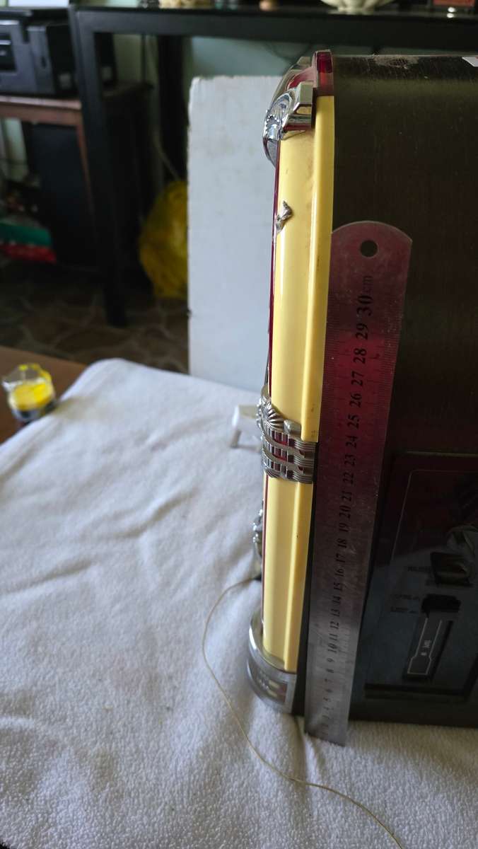 MINI JUKEBOX WITHLIGHTS( RADIO AND CASSETTE PLAYER) WORKS