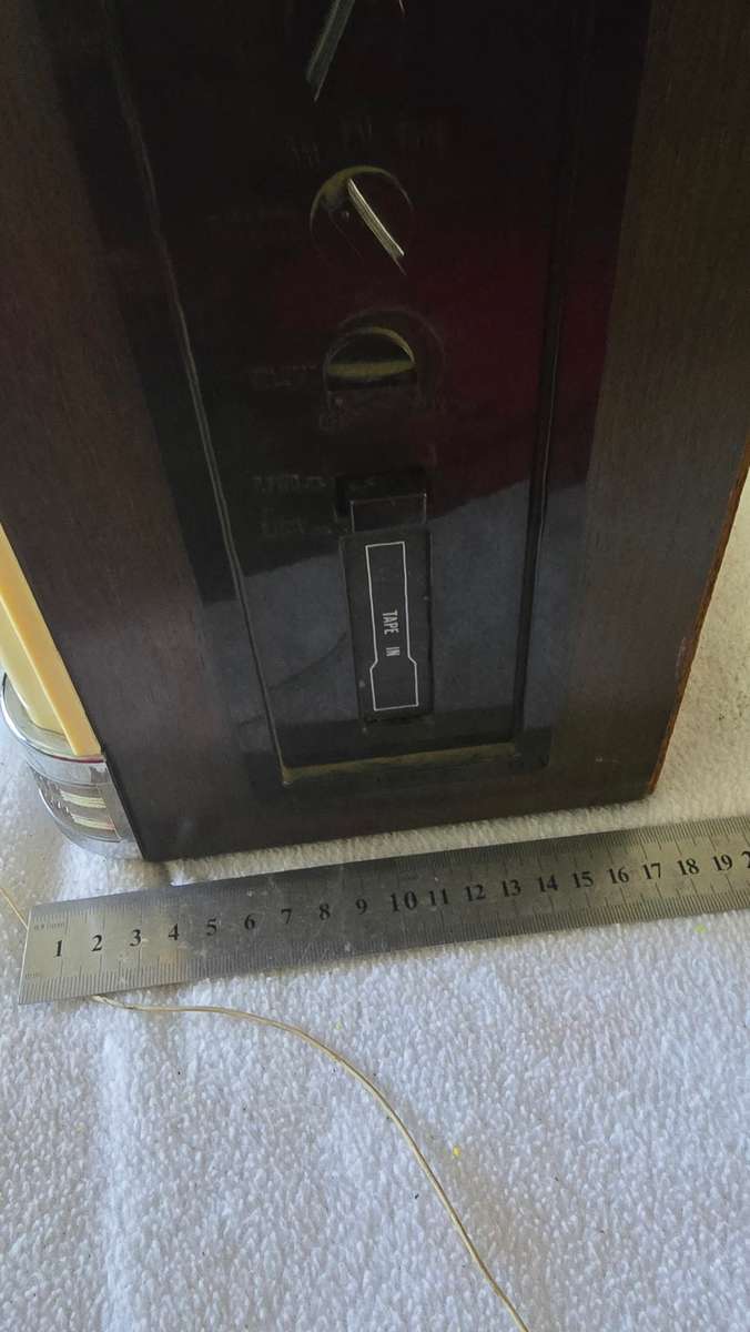 MINI JUKEBOX WITHLIGHTS( RADIO AND CASSETTE PLAYER) WORKS