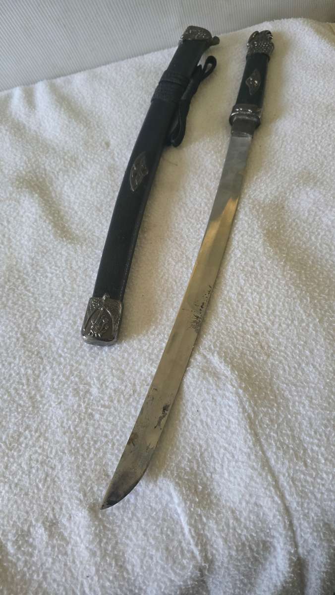 COLLECTORS SWORD WITH SHEATH-50 CM LENGTH