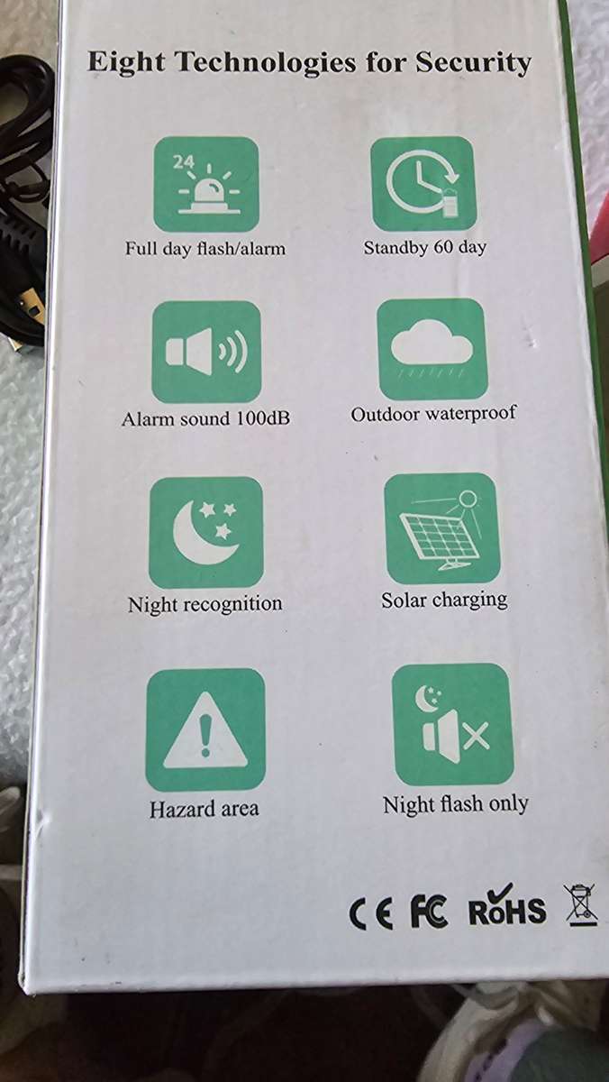 PIR OUTDOOR SOLAR CAMERA