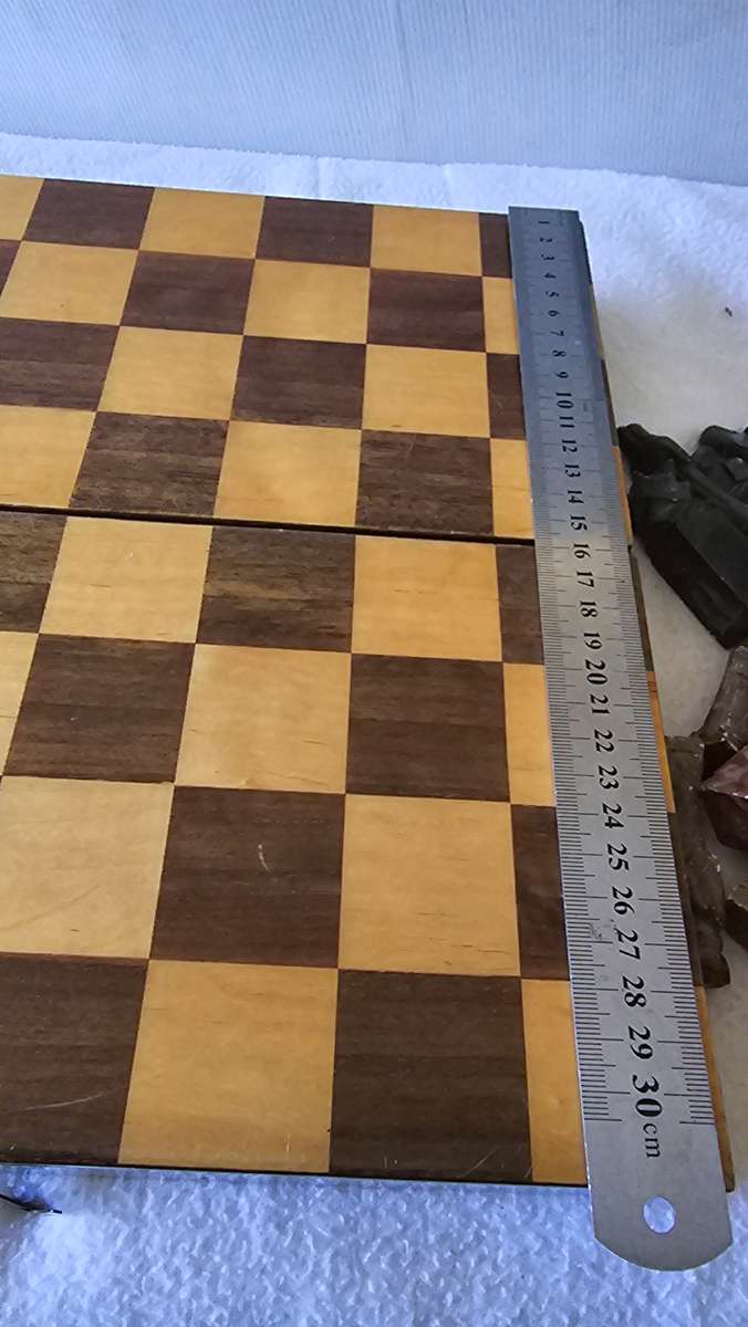 COMPLETE CHESS SET WITH FOLDABLE WOODEN CHESS AND STORAGE BOX