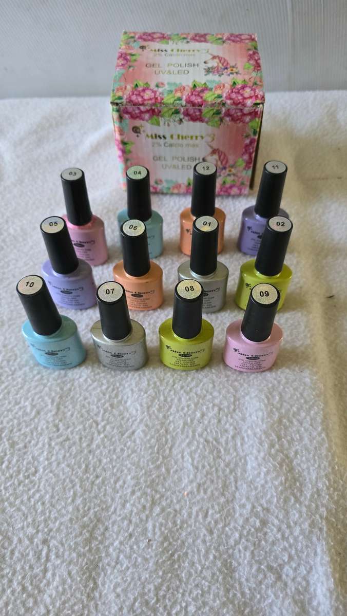 MISS CHERRY 12 PIECE GEL POLISH