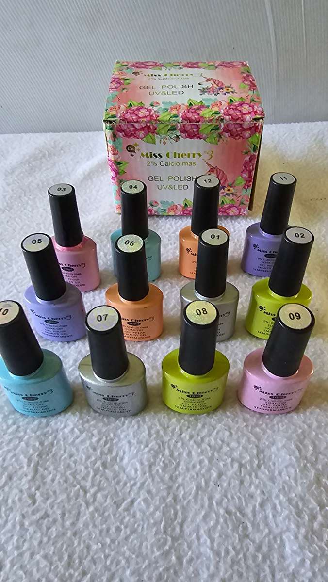 MISS CHERRY 12 PIECE GEL POLISH