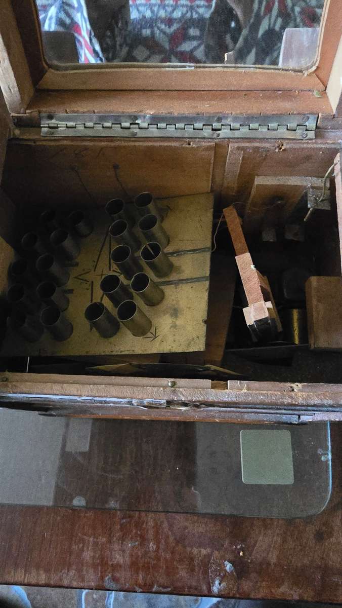 VERY OLD WOODEN MUSICAL BOX(WIND UP)SEE DESCRIPTION