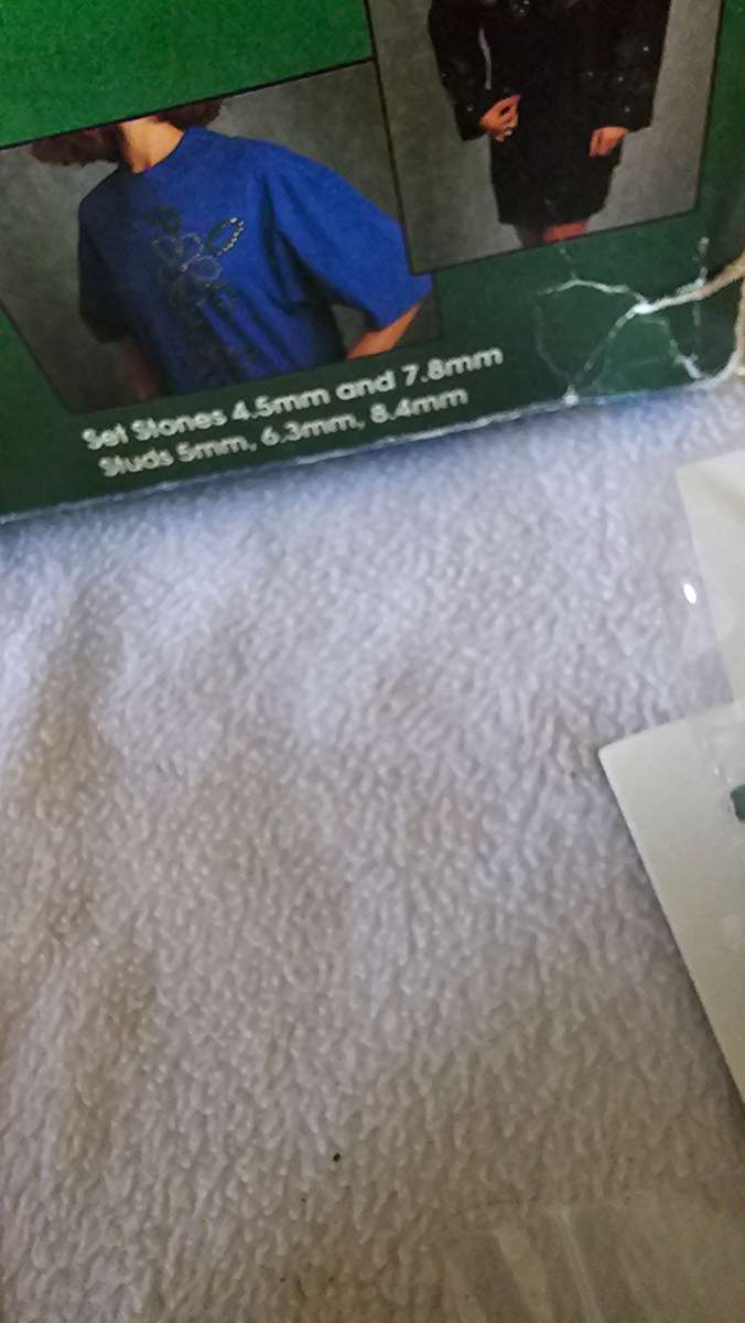 GLITTER RHINESTON AND STUD DECORATOR KIT(UNUSED)