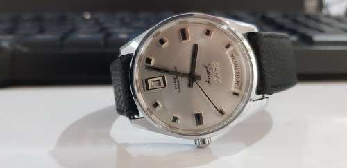 Rare Collectable Watches VINTAGE MEN S CAMY JETKING SUPERAUTOMATIC 25 JEWEL DAY DATE was sold for 1 620.00 on 8 Jul at 21 02 by Maggies Record Bar in Port Elizabeth ID 473741222