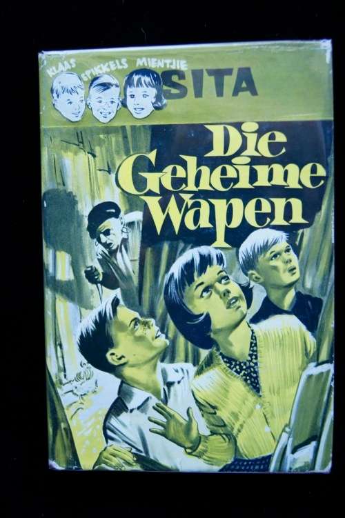 Die Geheime Wapen deur Sita - deel van die Mientjie reeks