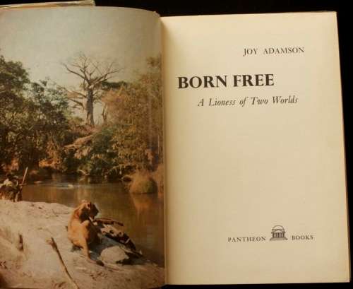 Born Free by Joy Adamson - first edition with signed slip inserted. Geteken.