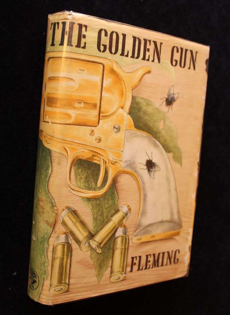 THE MAN WITH THE GOLDEN GUN by Ian Fleming (1965)