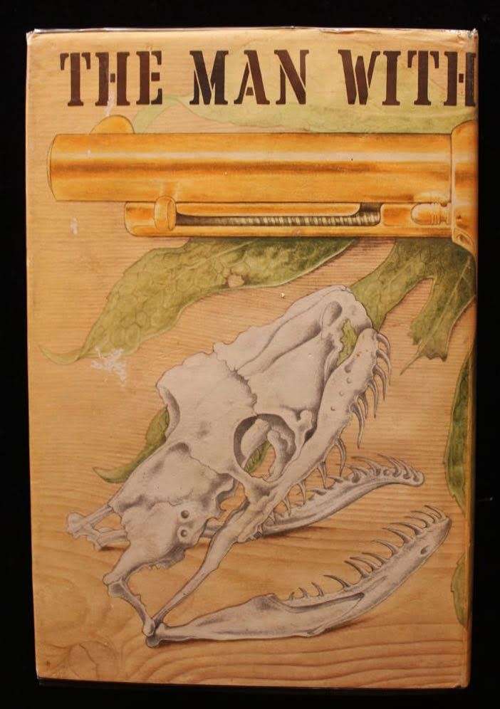 THE MAN WITH THE GOLDEN GUN by Ian Fleming (1965)