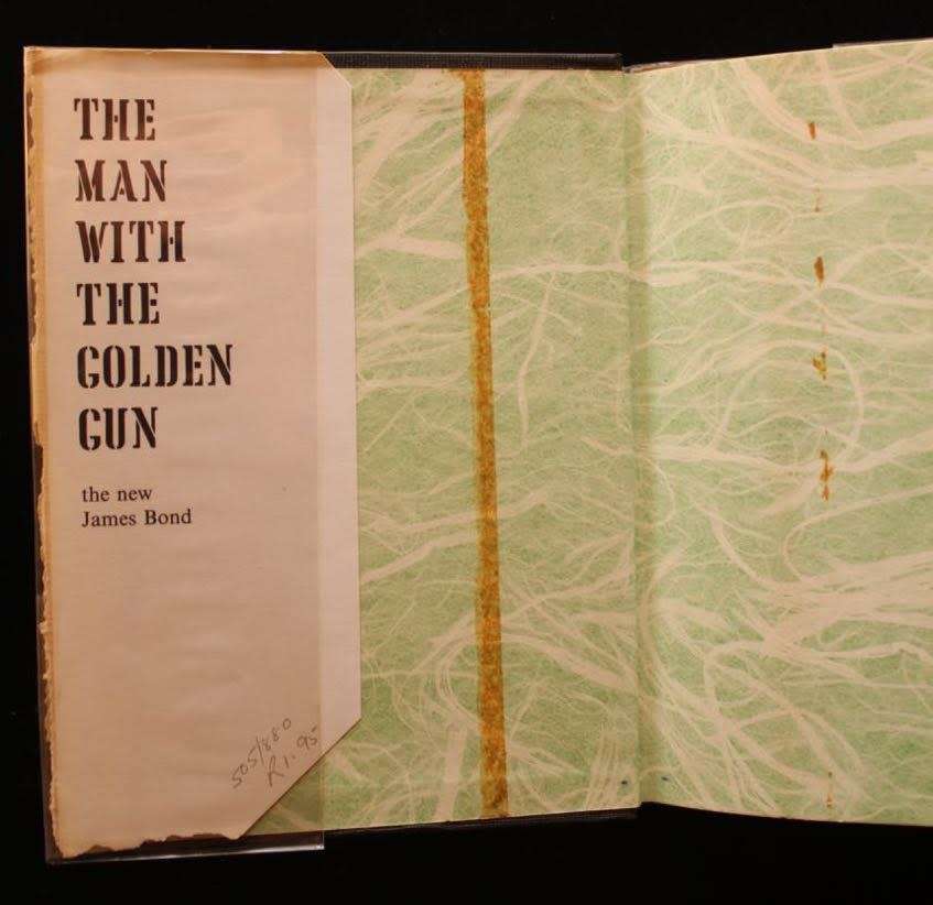 THE MAN WITH THE GOLDEN GUN by Ian Fleming (1965)