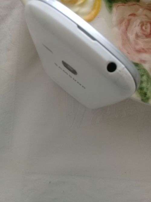 Samsung galaxy fame lite GT-S6790