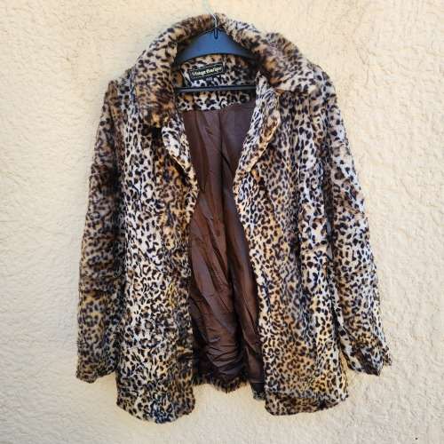 Women`s Imitation Fur Jackets - 25KG bale