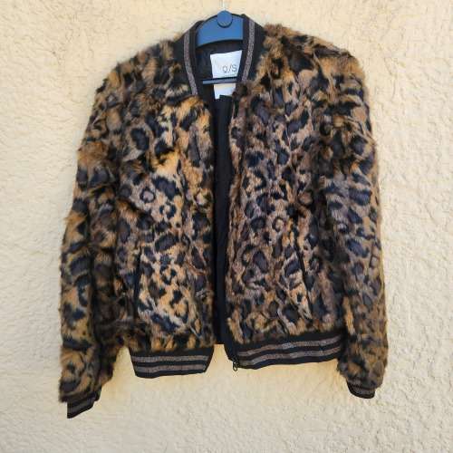 Women`s Imitation Fur Jackets - 25KG bale