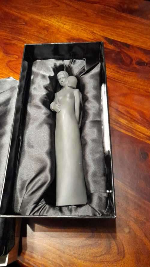 Royal Doulton Special Moment Couple Black Basalt Porcelain Figure