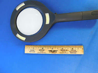 Large LED Lighted Hand Held Magnifying Glass 3x Power Magnification 250 lumens