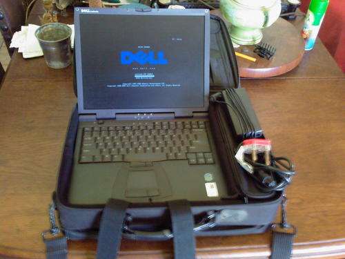 ***CRAZY*** DELL LATITUDE CPt S600GT  ***R1 AUCTION***