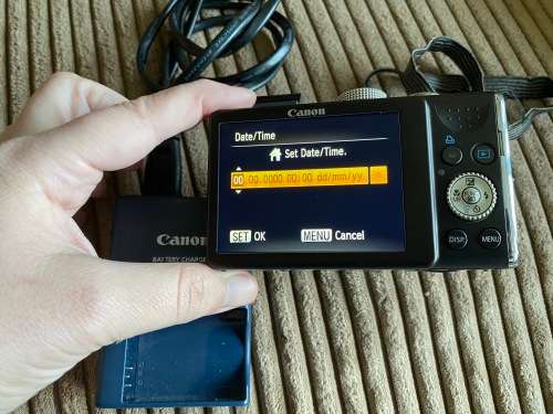 Canon PowerShot SX200IS 12 MP Digital Camera with 12x Wide Angle Optical Image Stabilized Zoom