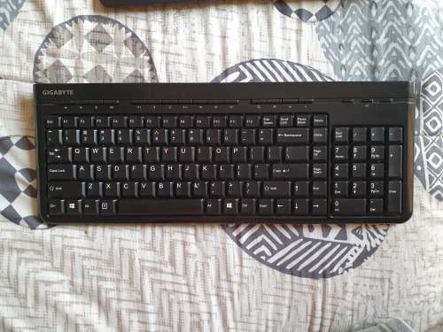 PRESTIGIO 141 C2 SMARTBOOK / LAPTOP