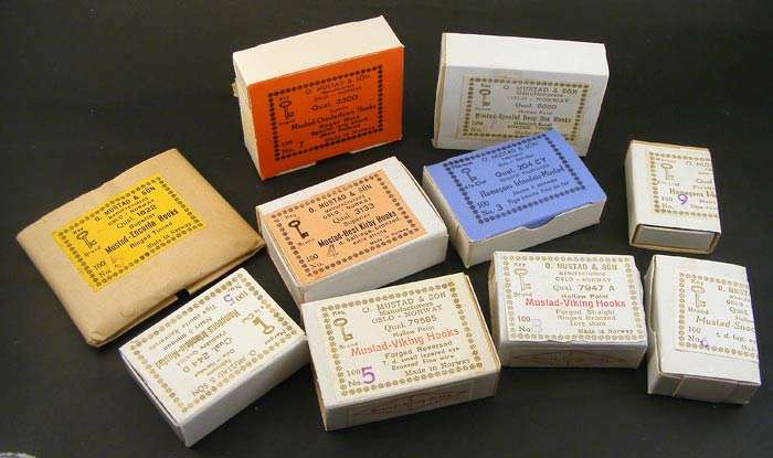 EXCLUSIVE selection 1000 MUSTAD LIGHT TACKLE HOOKS in original boxes!