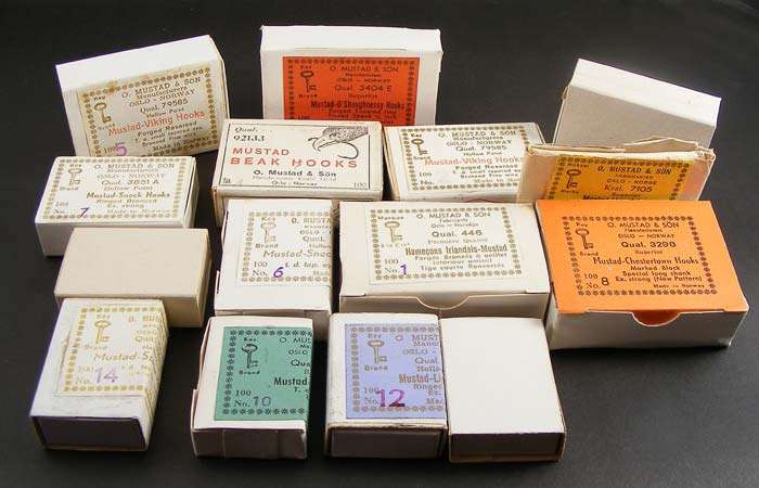 MUSTAD EXCLUSIVE selection 1500 LIGHT TACKLE HOOKS in original boxes!