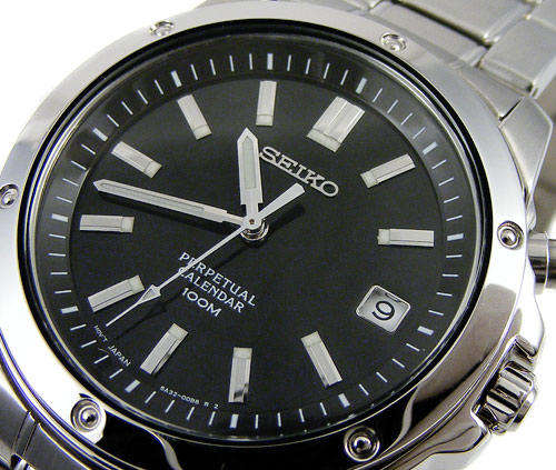 Showcase model sale! SEIKO 100m Perpetual Calendar Quartz! Ridiculous price!