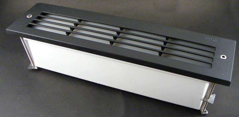 High Quality BEGA Imported Heavy Duty Aluminium Outdoor Foot Light- Built in fluorescent ballast