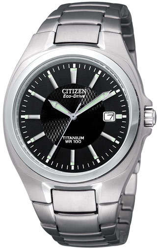 CITIZEN Titanium Eco-Drive 99gram ULTRALIGHT - Maintenance free - no batteries!