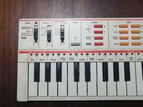 MAKE AN OFFER Casio PT-82 Vintage 1980s Electronic Keyboard