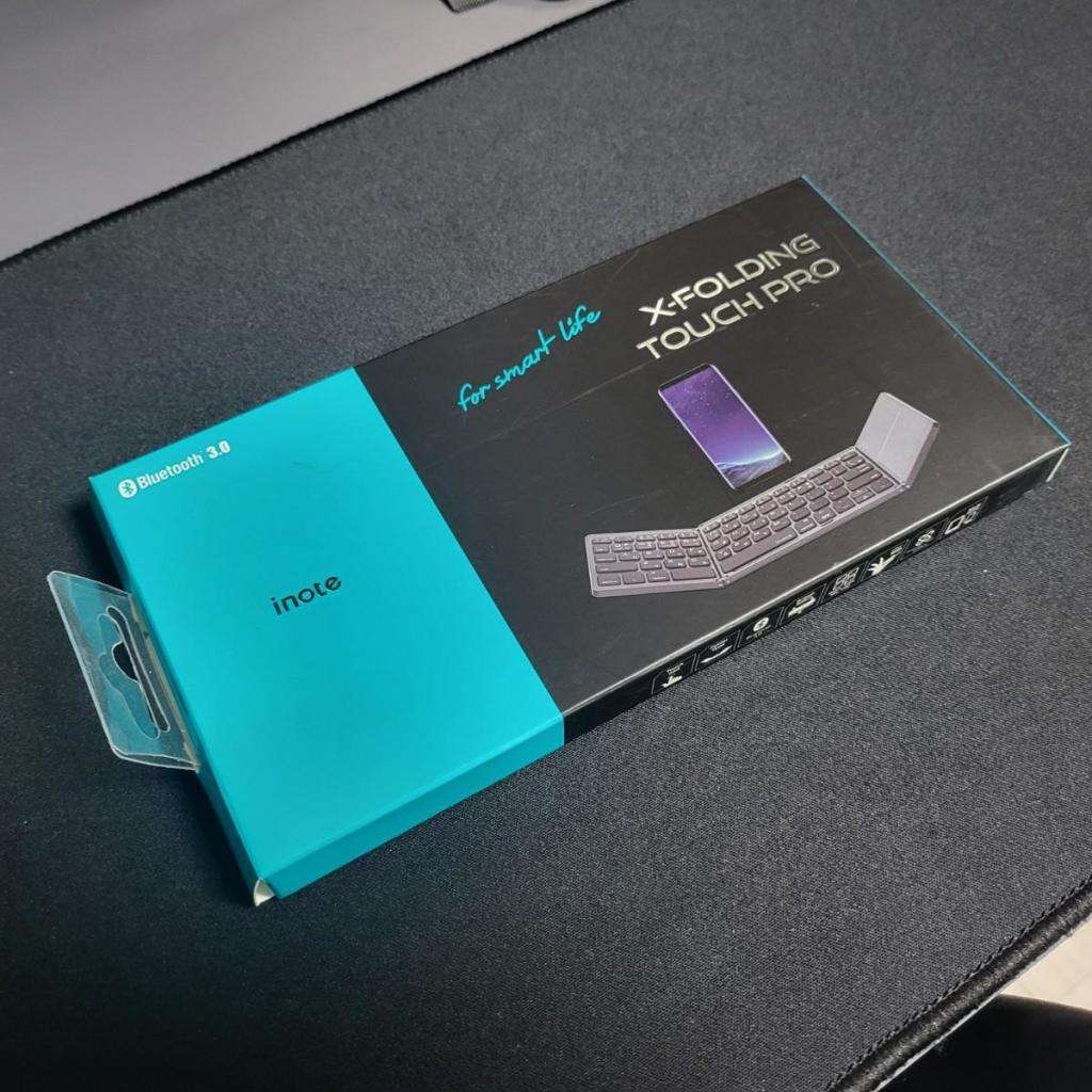 Folding Bluetooth 3 Keyboard for  Galaxy Smart Phones!