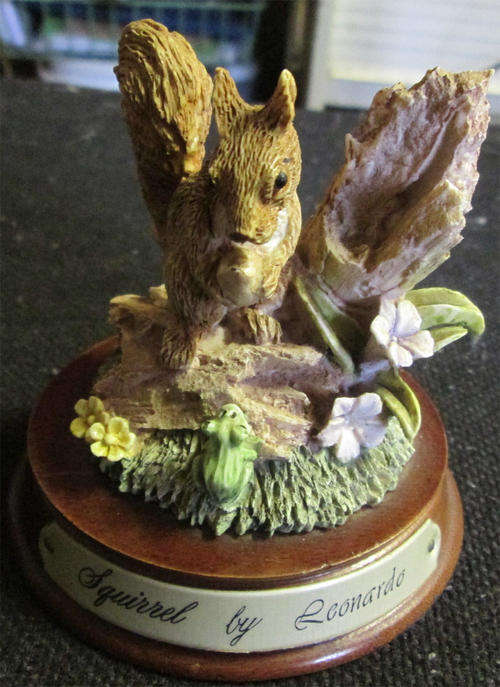 Squirrel by Leonardo Collection