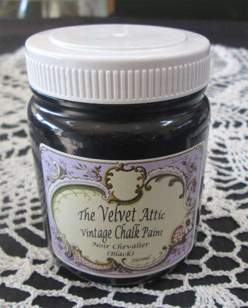The Velvet Attic - Vintage Chalk Paint 250ml - Noir Chevalier (Black)