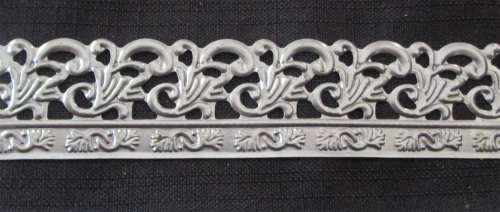The Velvet Attic - Metal Filigree Border - Scrolls 1 (2.5cm)