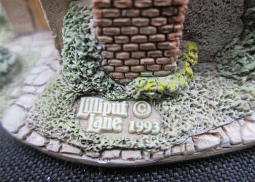 Lilliput Lane - The Spinney (1993)