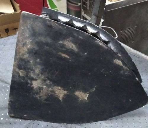 Cast Iron Old Iron with Wooden Handle