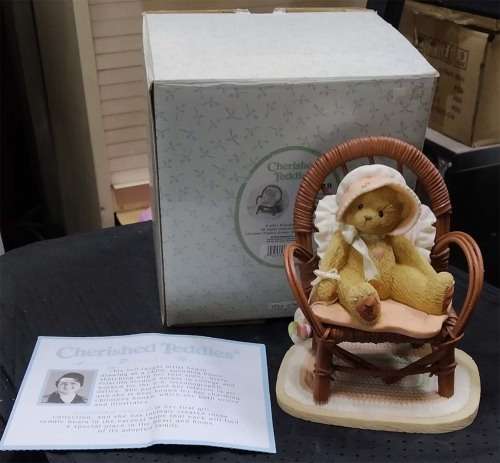 Cherished Teddies - Your Friendship Eases All My Cares Away 2001 - #707619