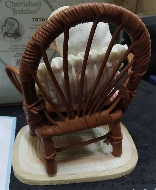 Cherished Teddies - Your Friendship Eases All My Cares Away 2001 - #707619