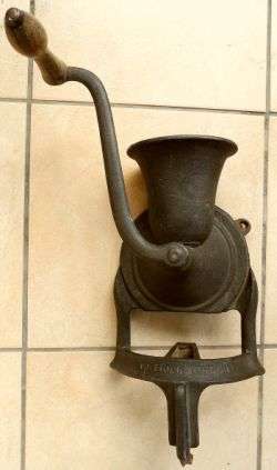 CAST IRON COFFEE GRINDER LOVELOCK LONDON No.4,PLEASE NOTE ONE PART HAS BEEN BROKEN...